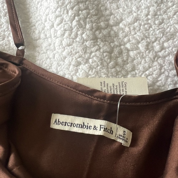 Elegant Brown Faux Silk Dress NWT - Picture 7 of 7